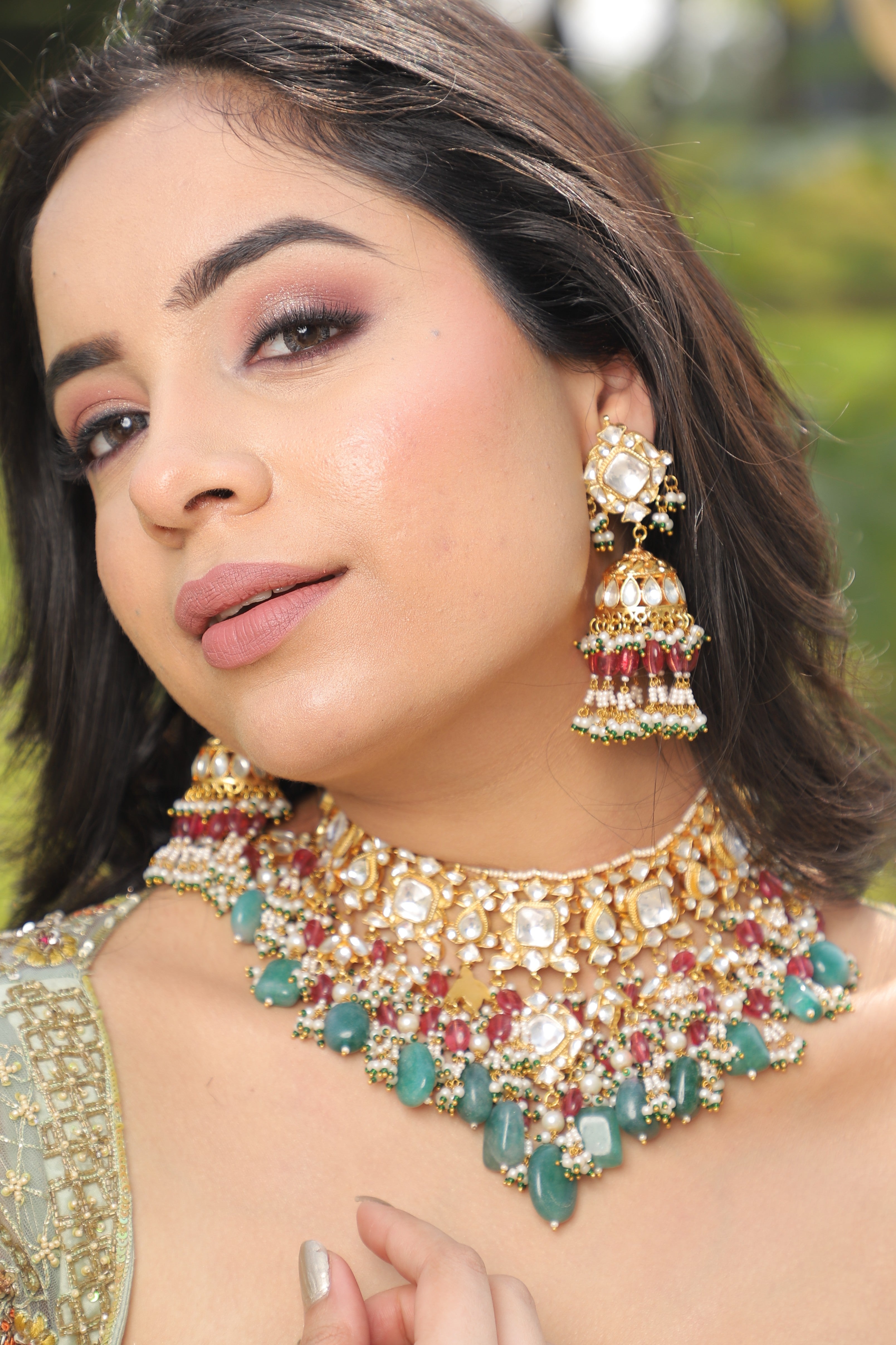 Mogra Pachi Kundan Choker Set