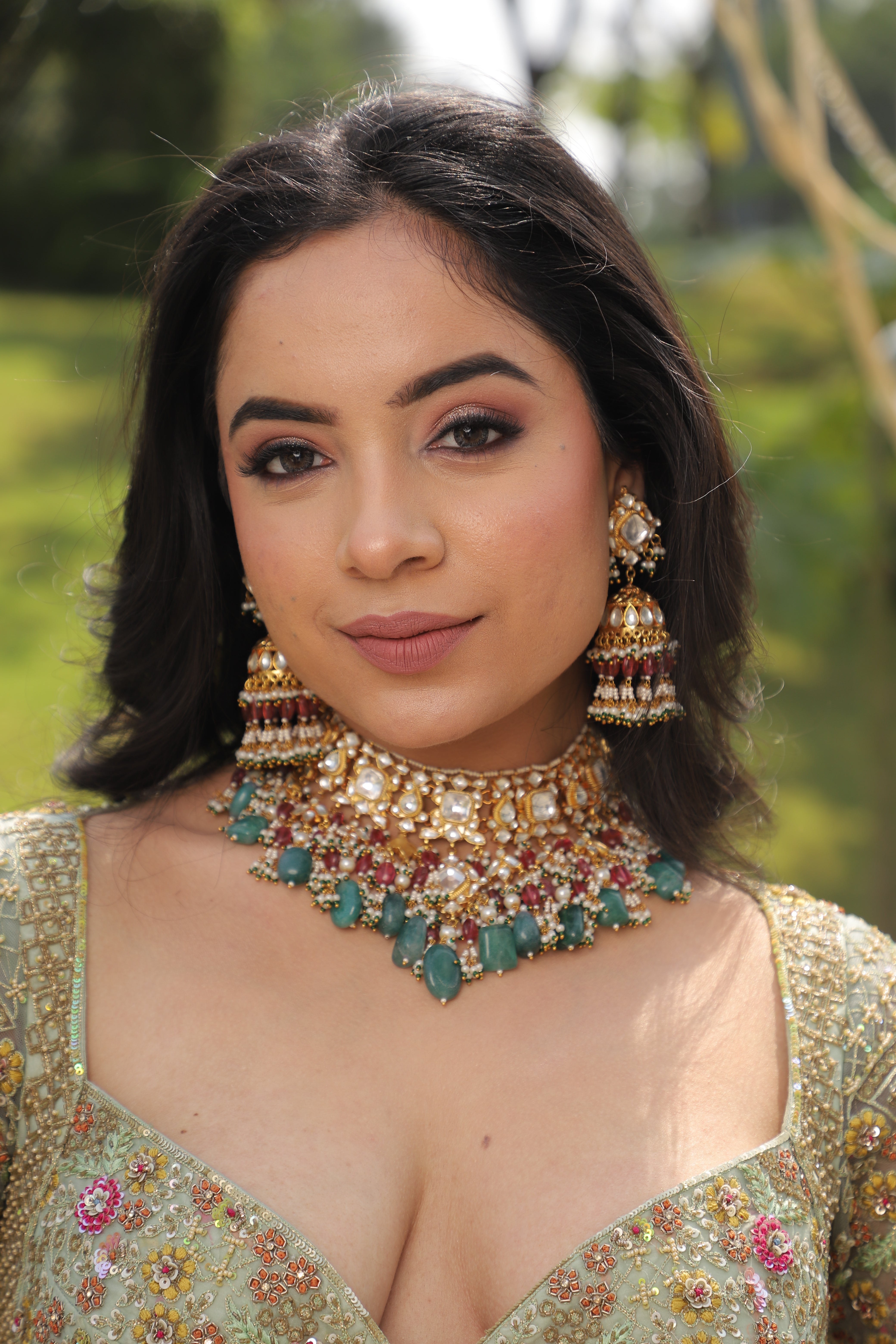 Mogra Pachi Kundan Choker Set