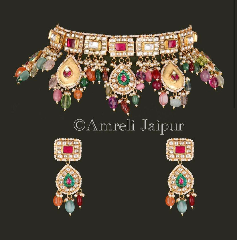 Girija Pachi Kundan Choker Set