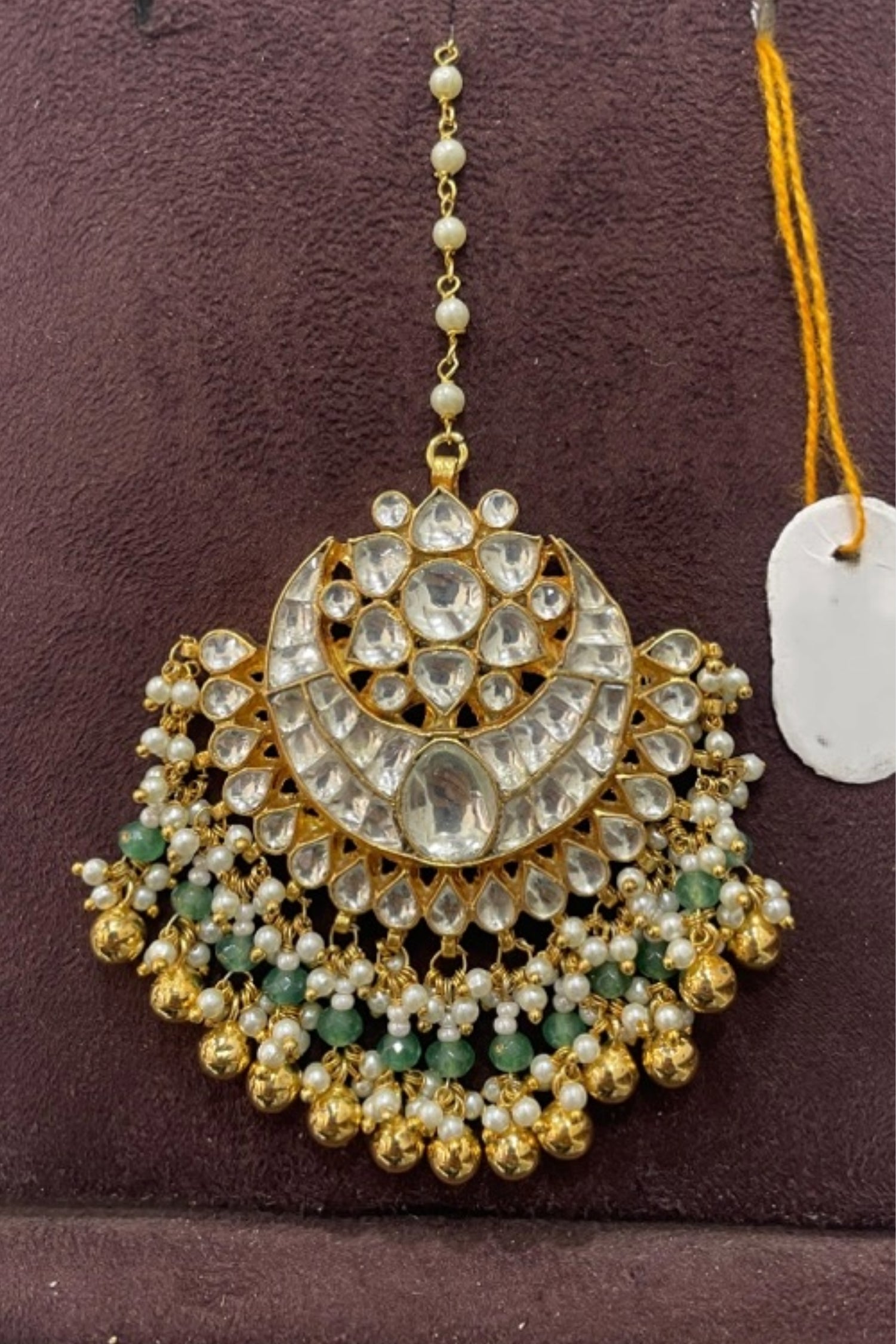 Pachi Kundan Maangtika