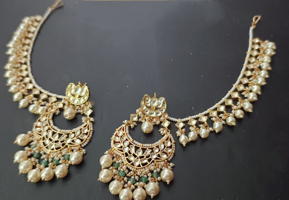 Sreemi Earrings with Earchains