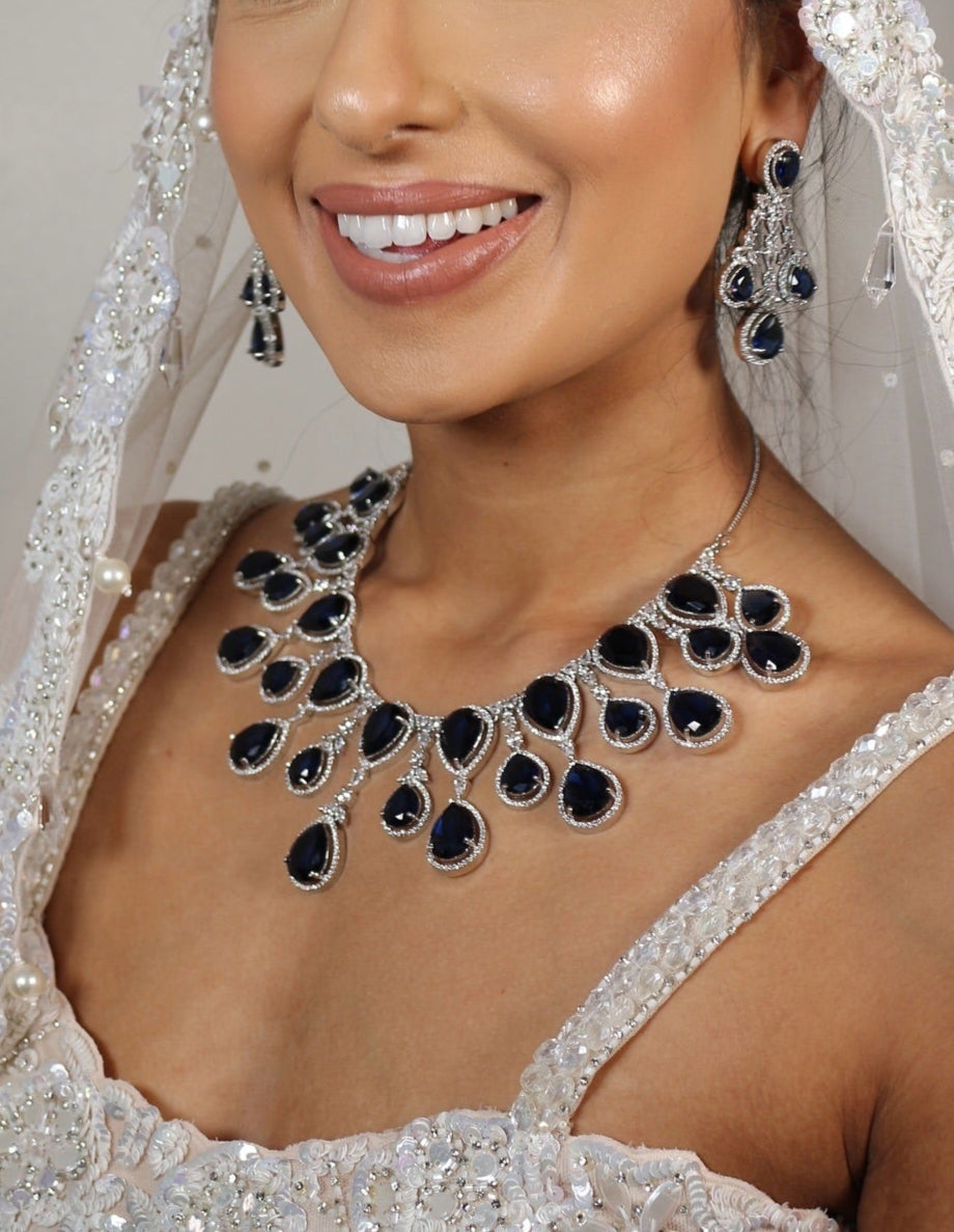 Anne Diamond Necklace Set