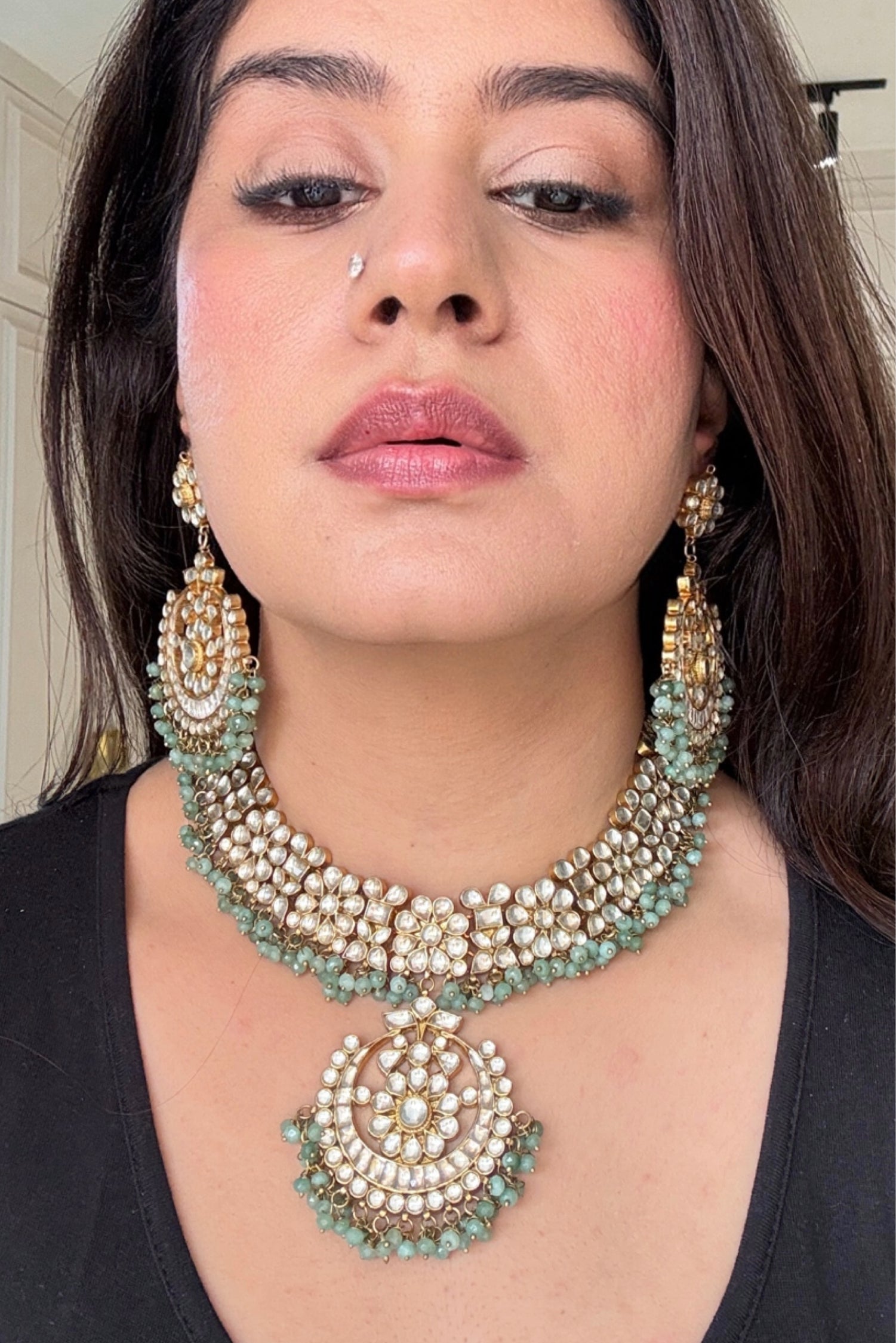 Nauheed Pachi Kundan Set