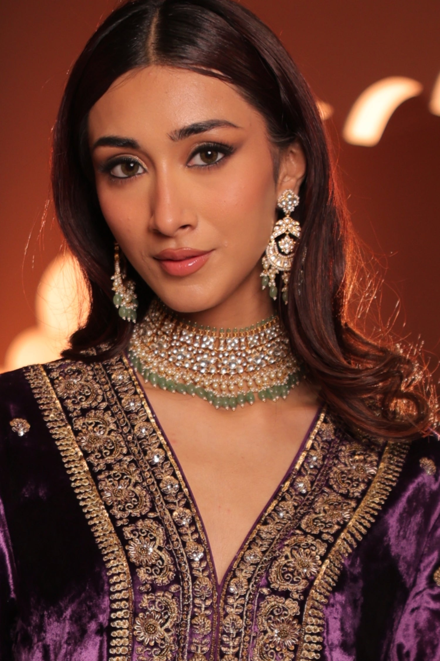 Nayaab Pachi Kundan Choker Set