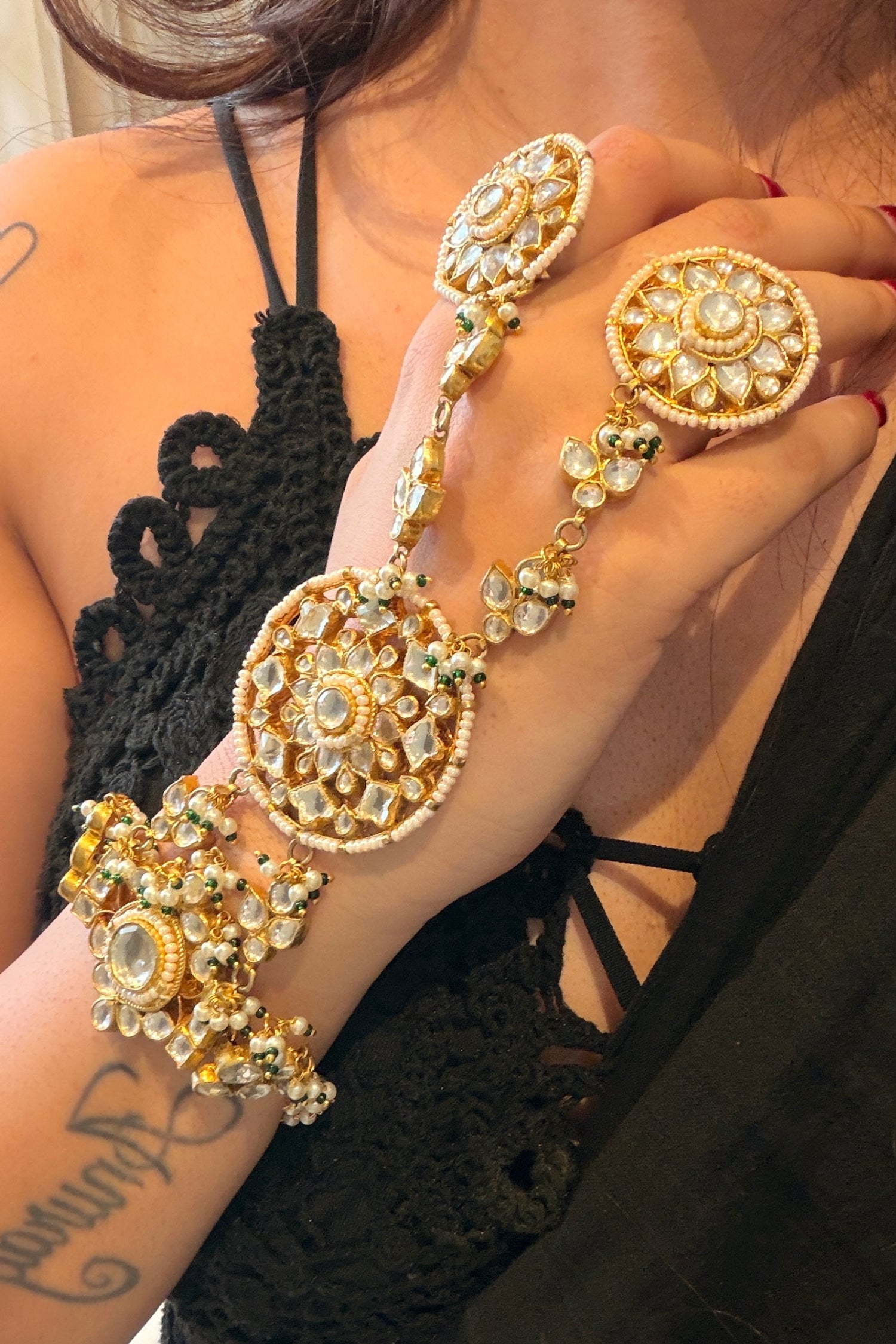 Pachi Kundan Haath Phool