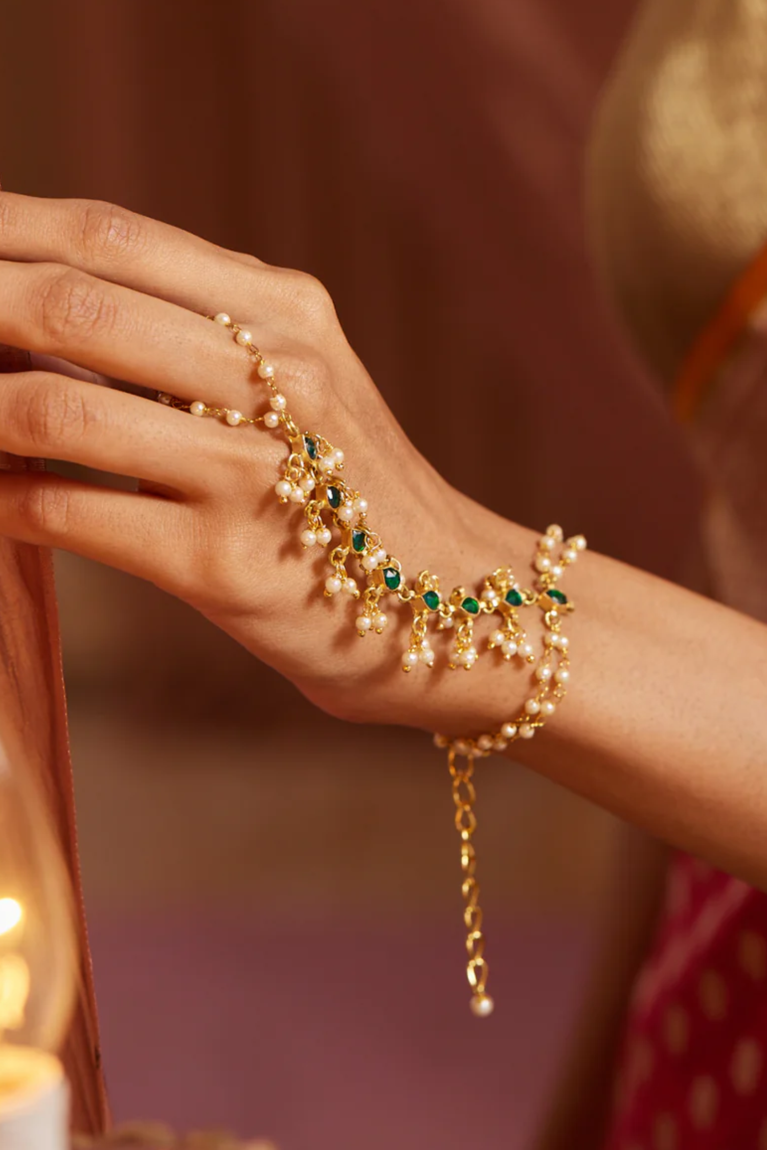 Pachi Kundan Haath Phool