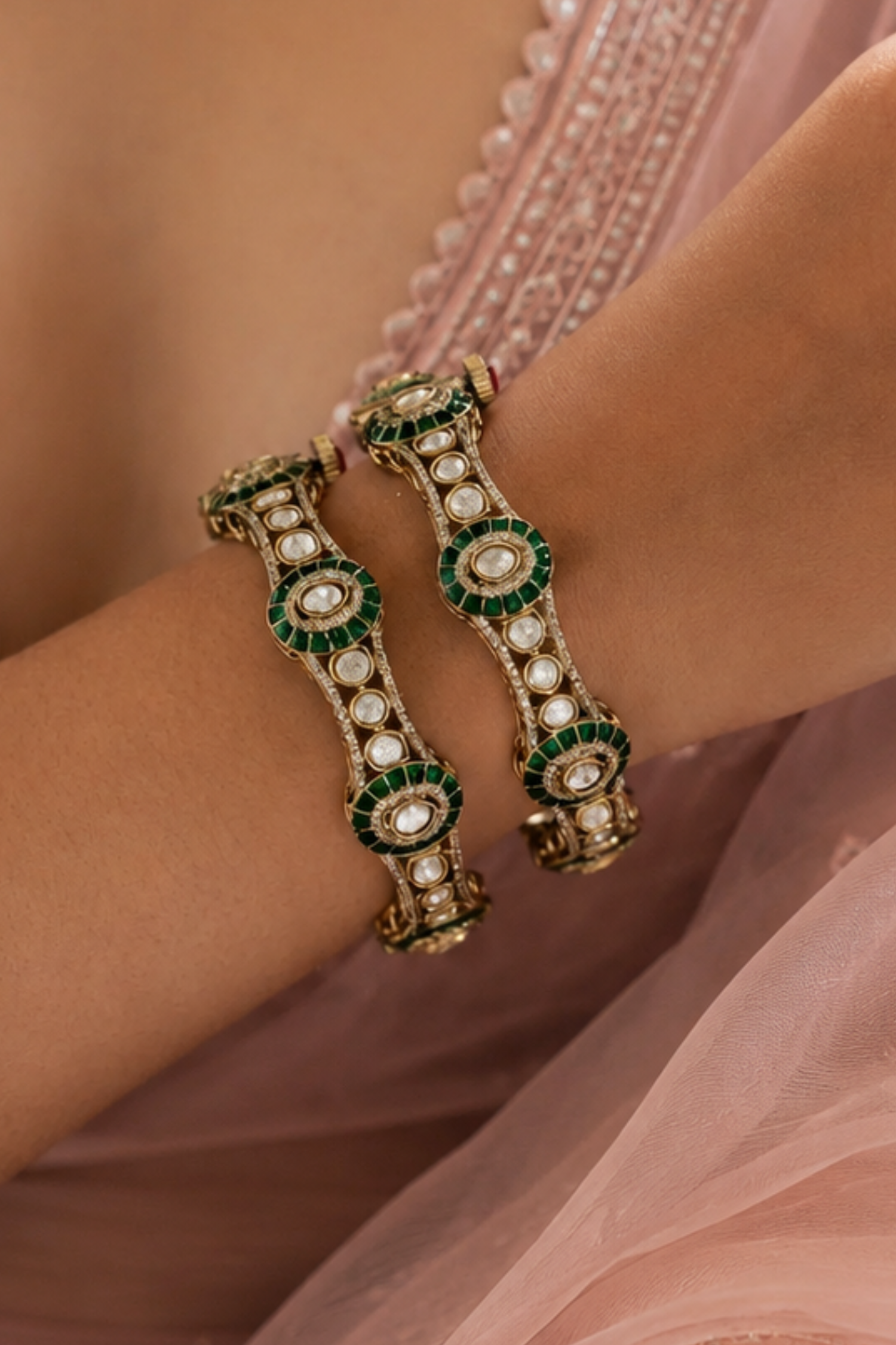Polki Emerald Bangles