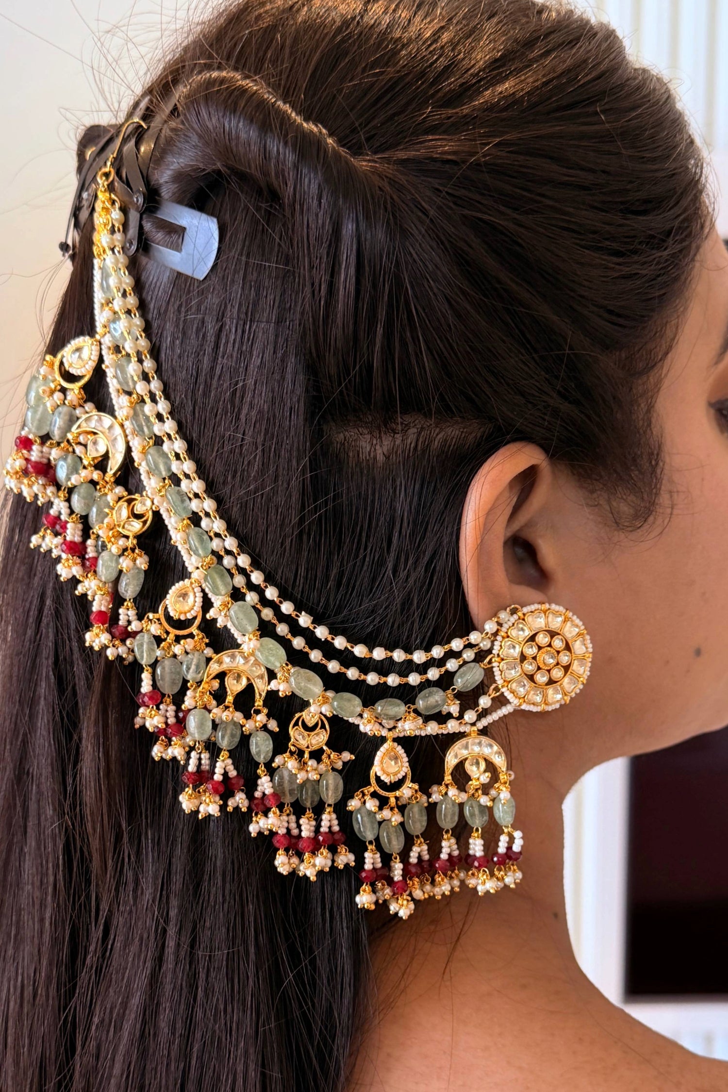 Rozen Pachi Kundan Earrings with Earchains
