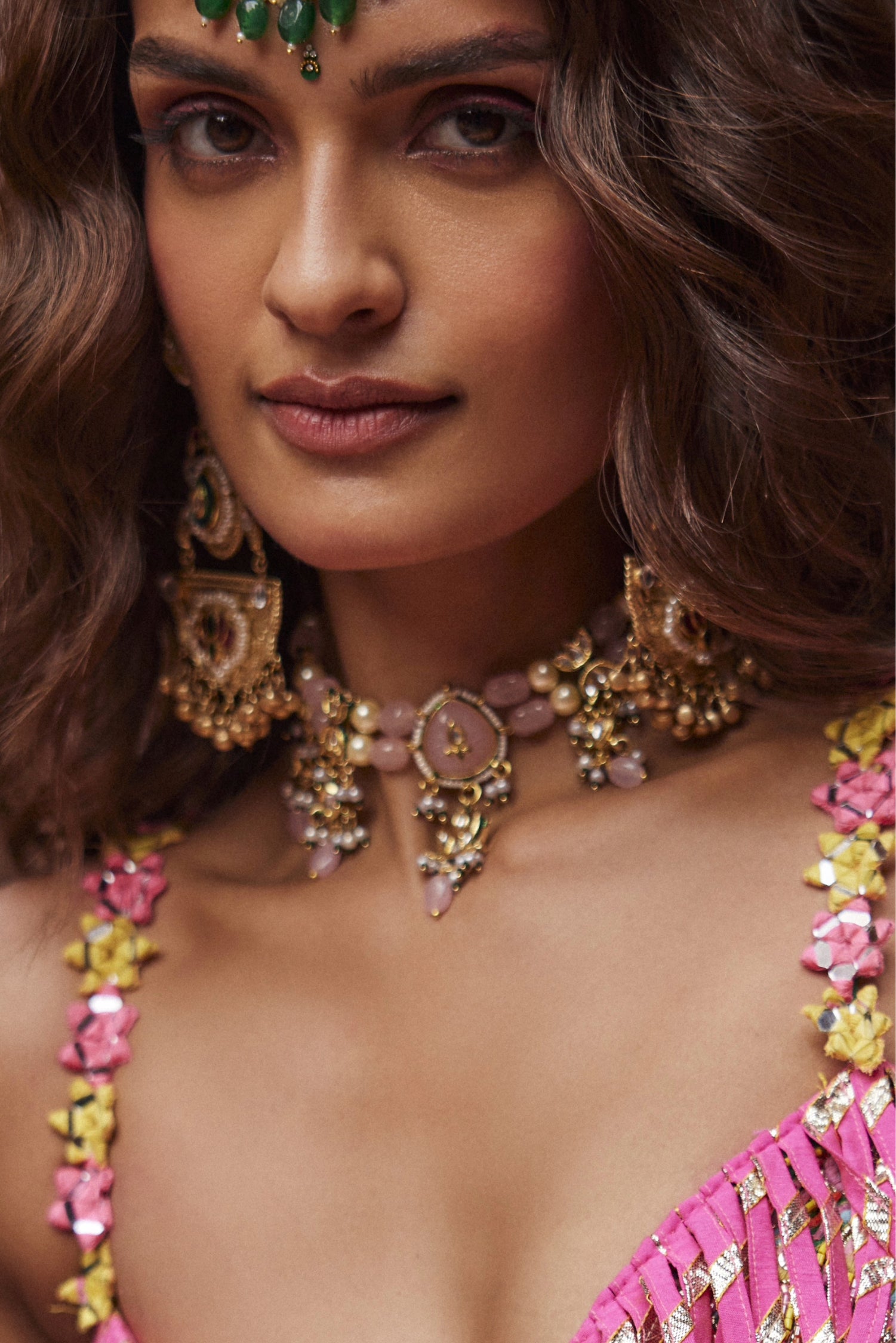 Savie Kundan Choker Set