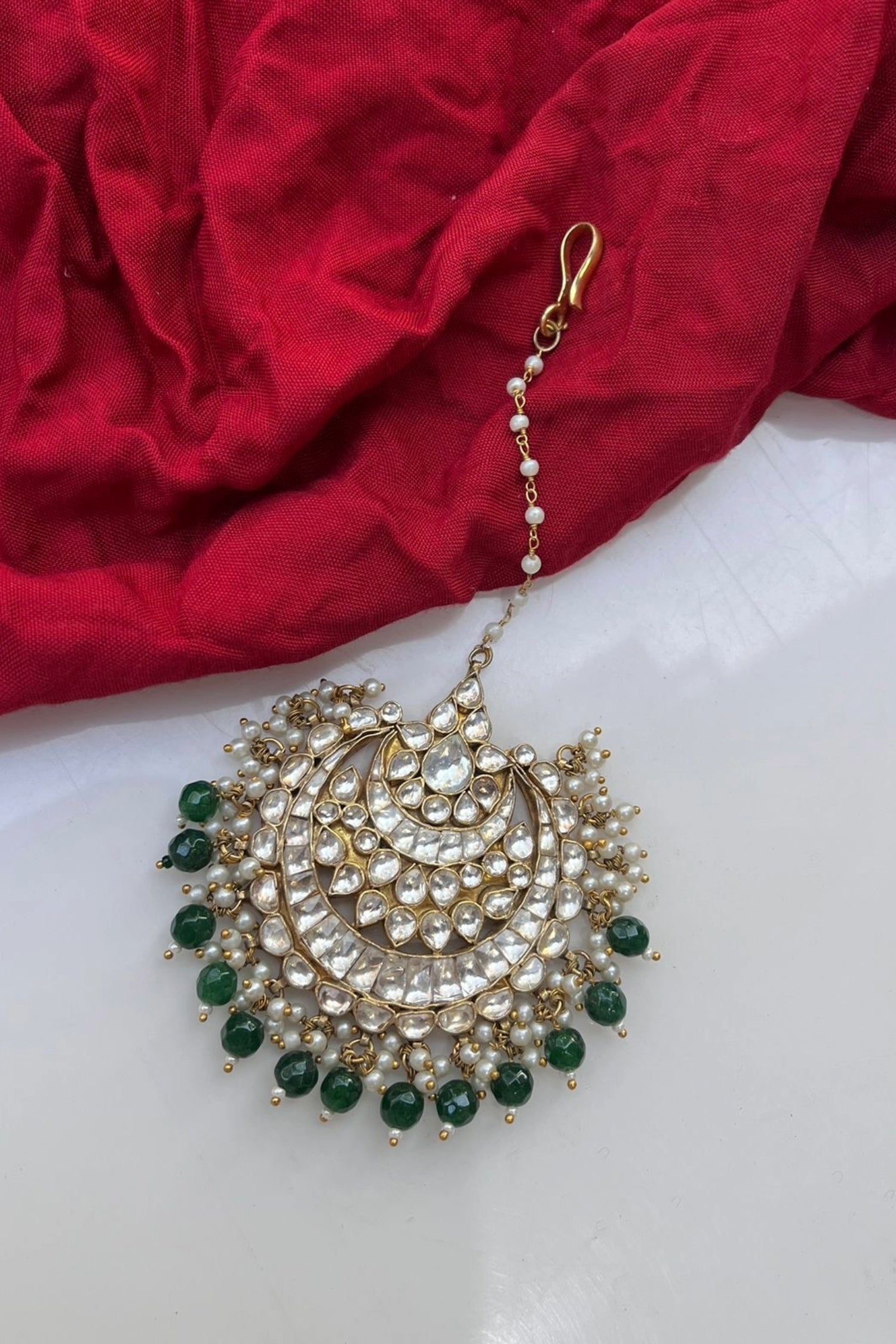 Pachi Kundan Maangtika