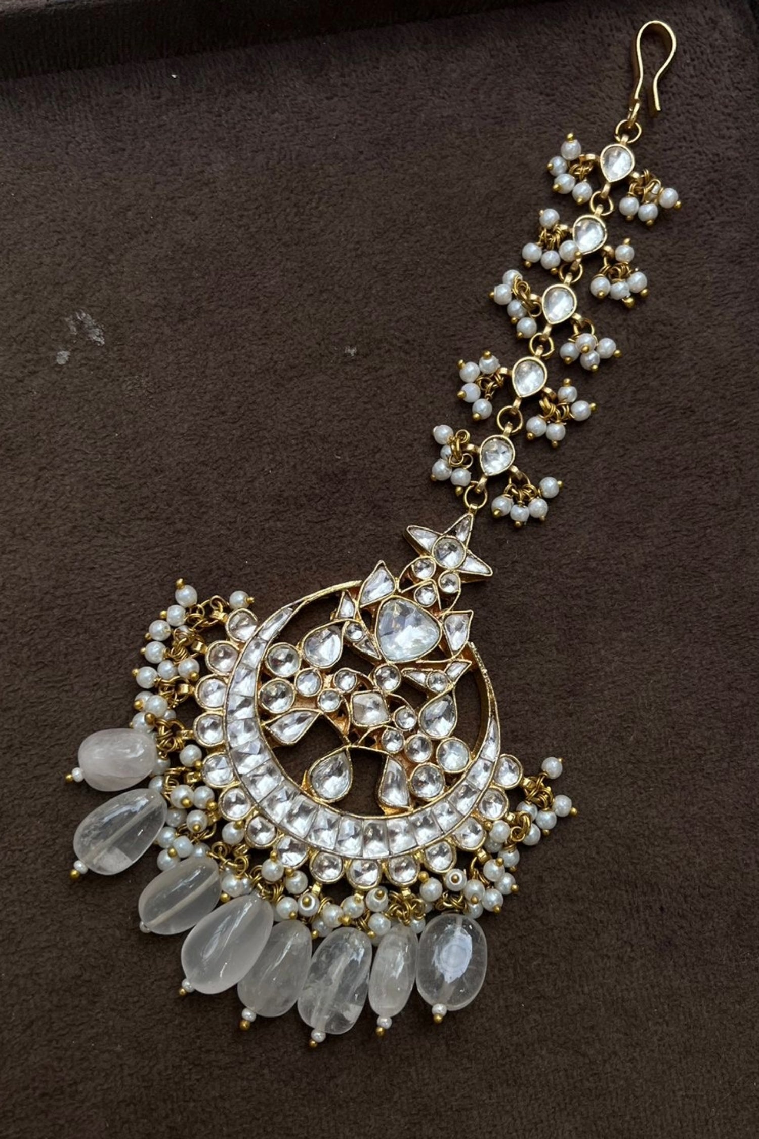 Pachi Kundan Maangtika