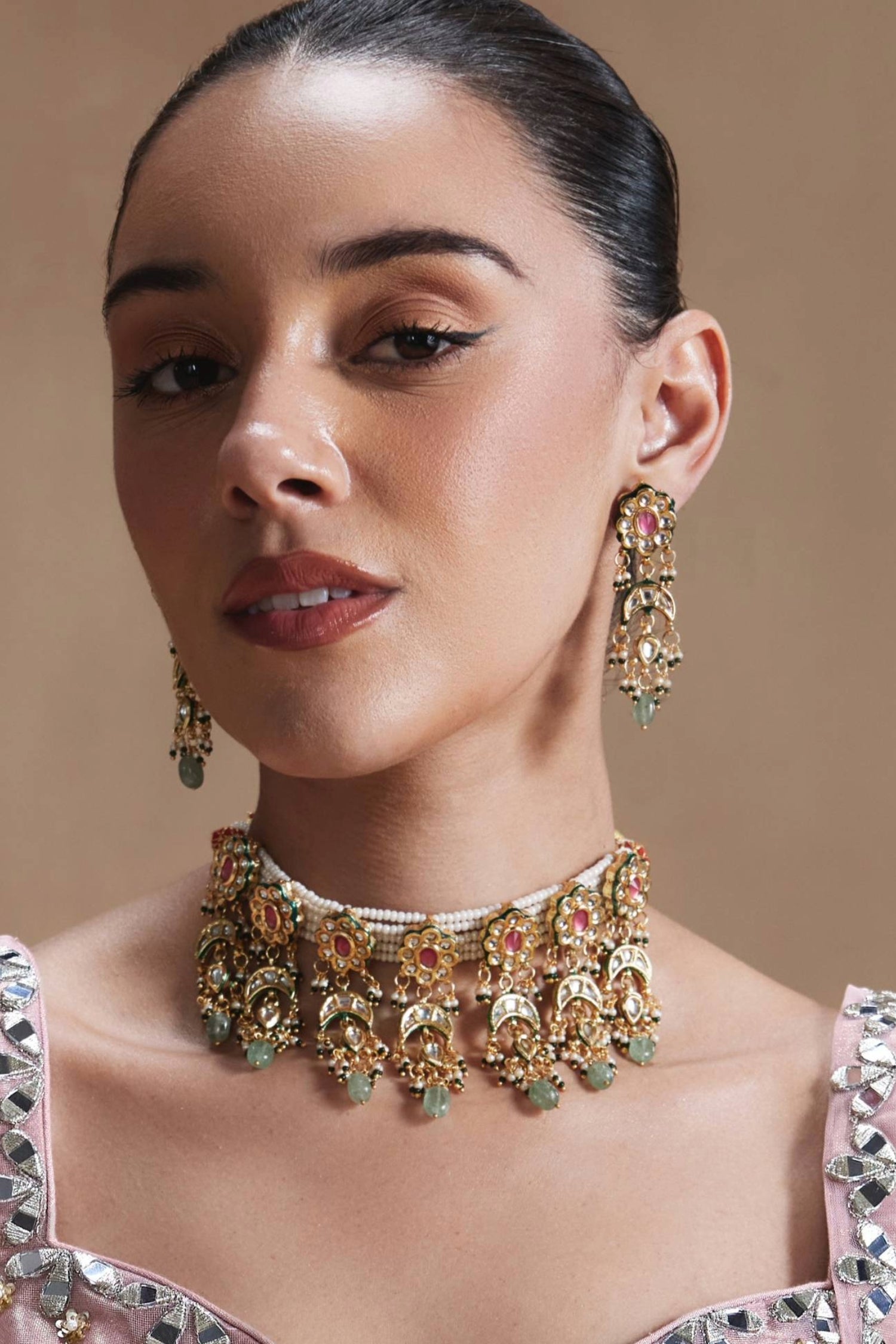 Riwaya Kundan Choker Set