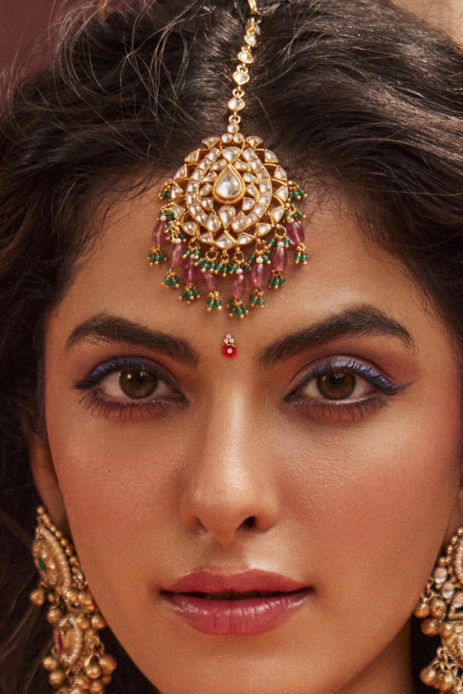 Pachi Kundan Maangtika