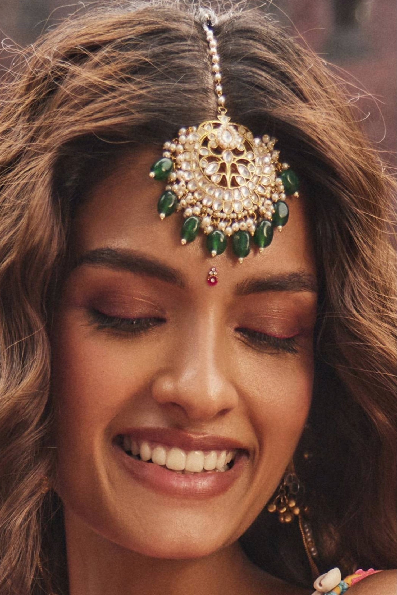 Pachi Kundan Maangtika