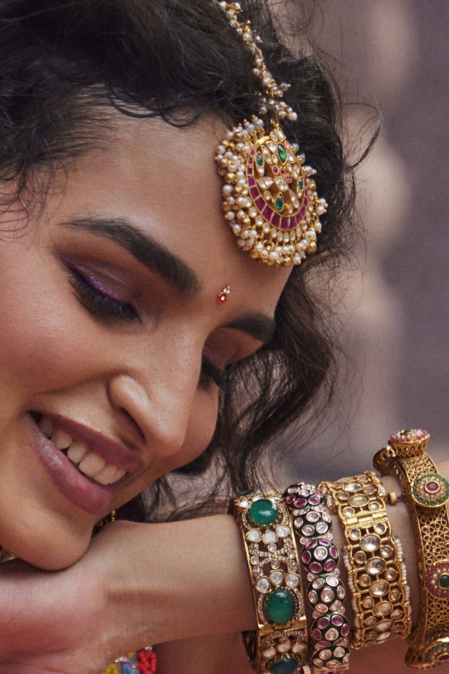 Pachi Kundan Maangtika