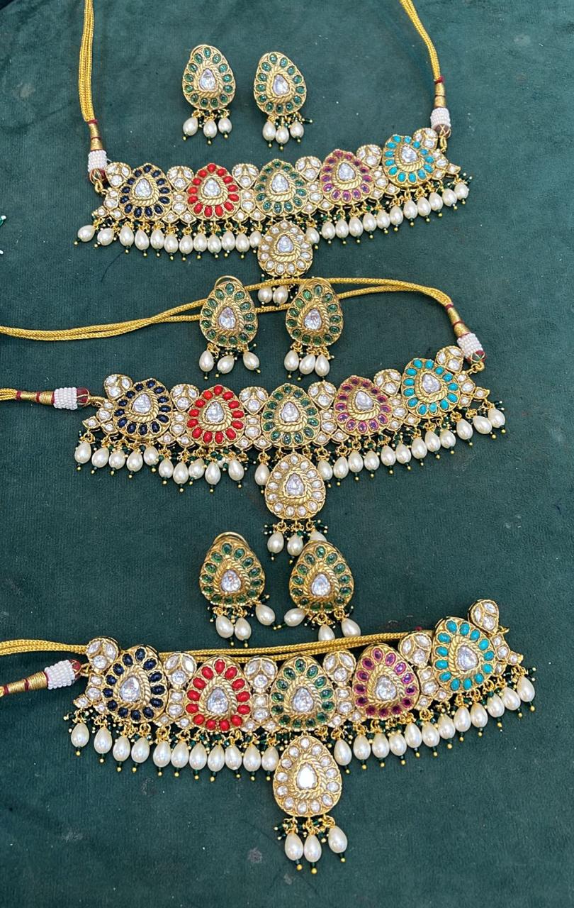 Mishka Navratan Polki Set