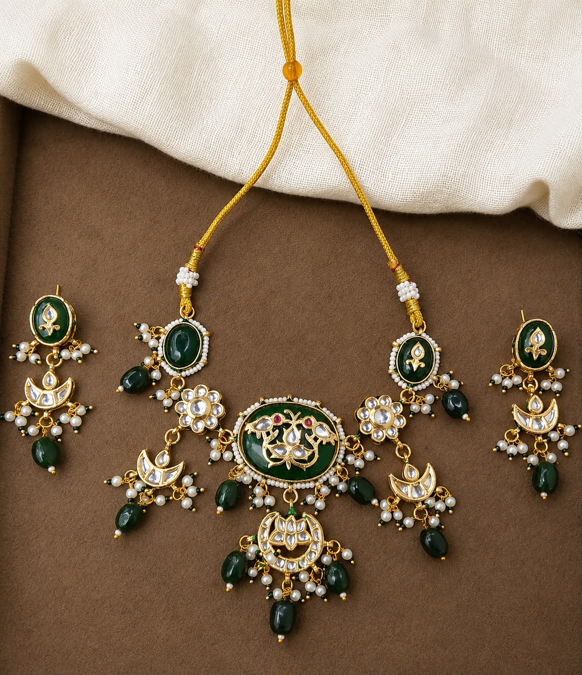 Harini Carving Kundan Choker Set