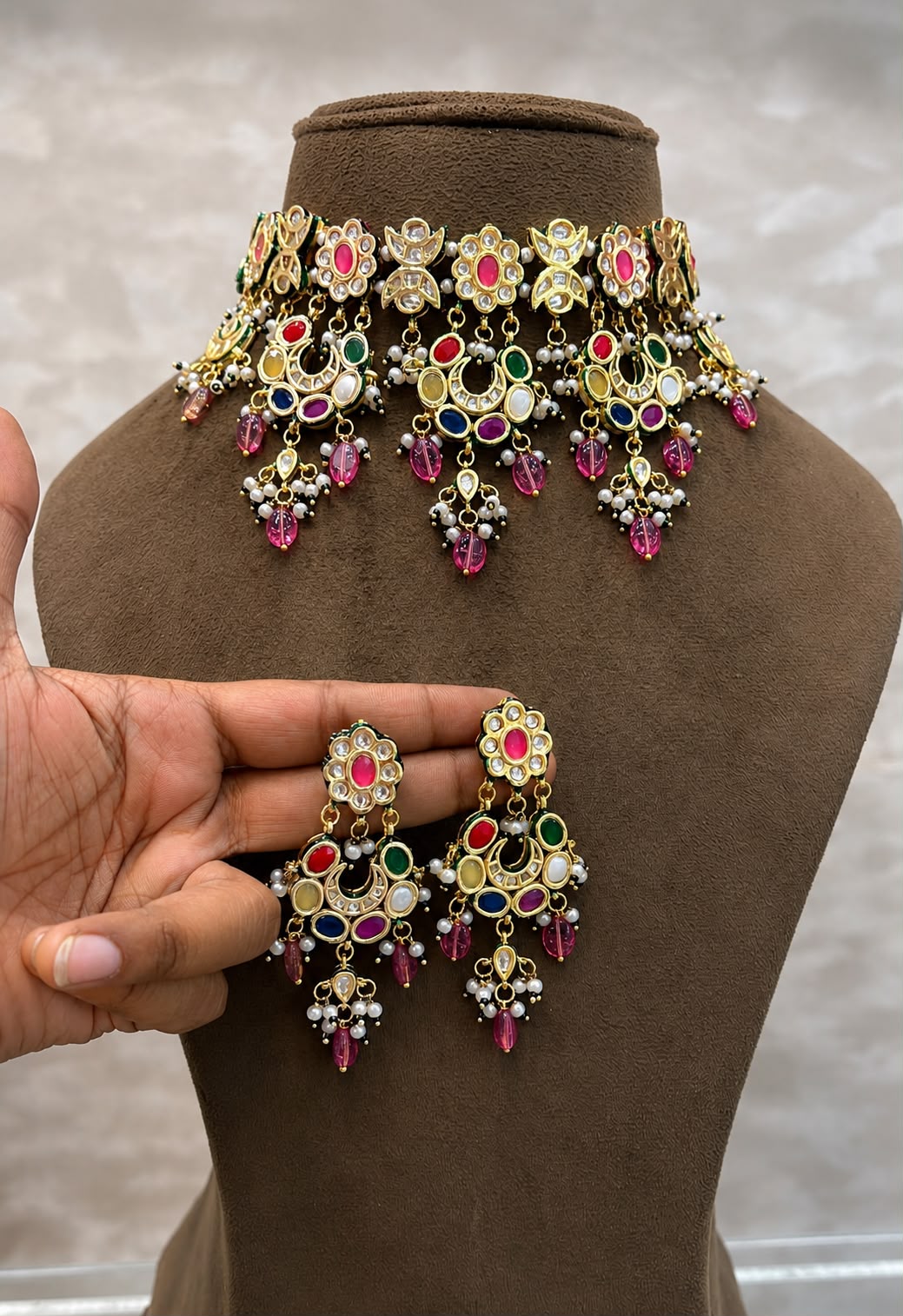 Sonalee Kundan Choker Set