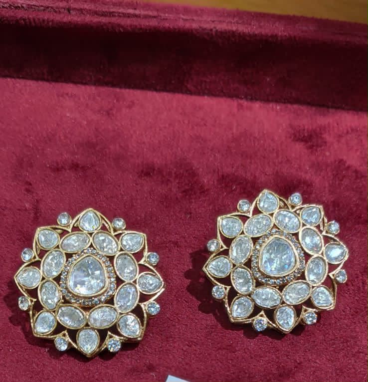 Gul Studs Earrings
