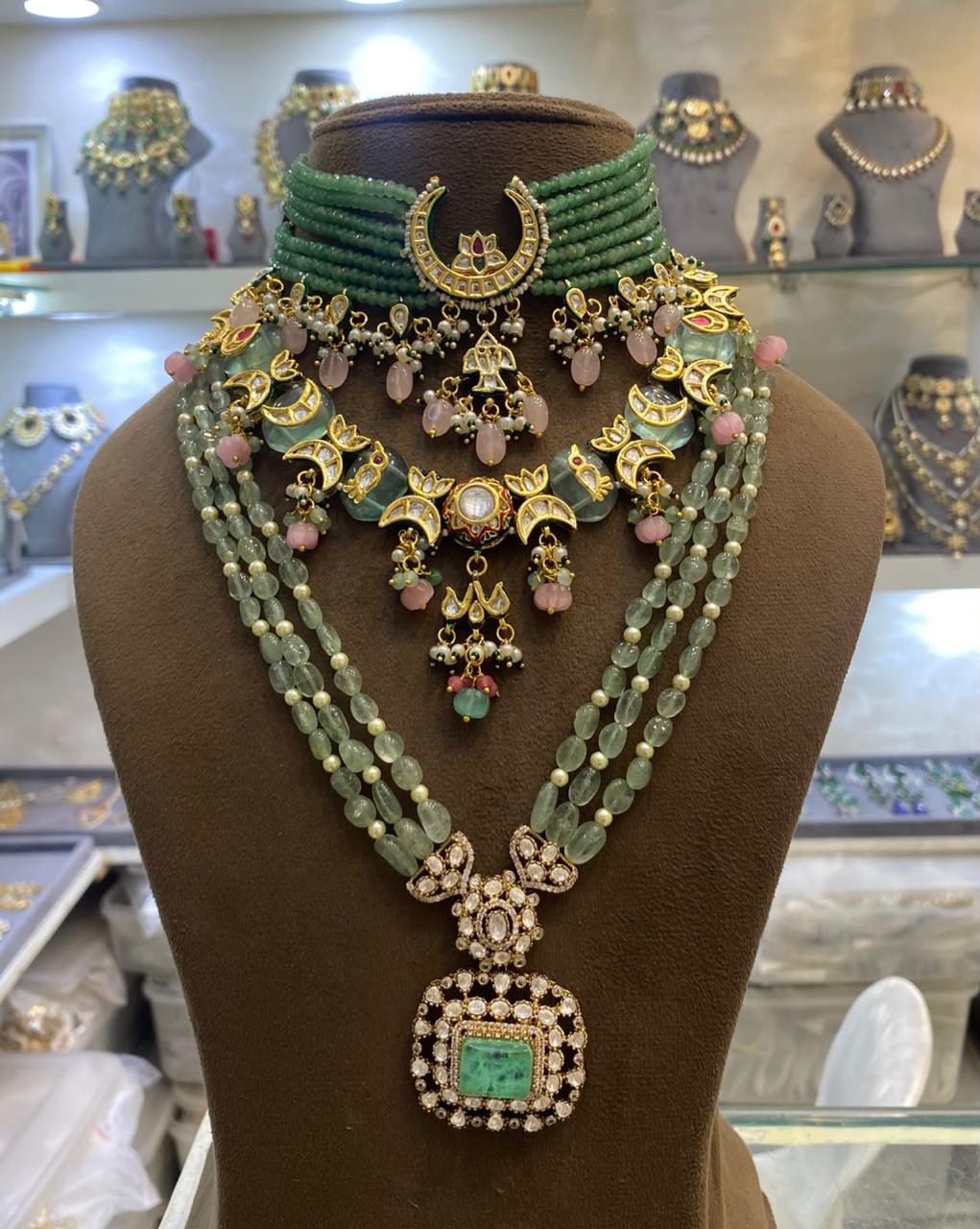 Hoorvi Layered Necklace Set
