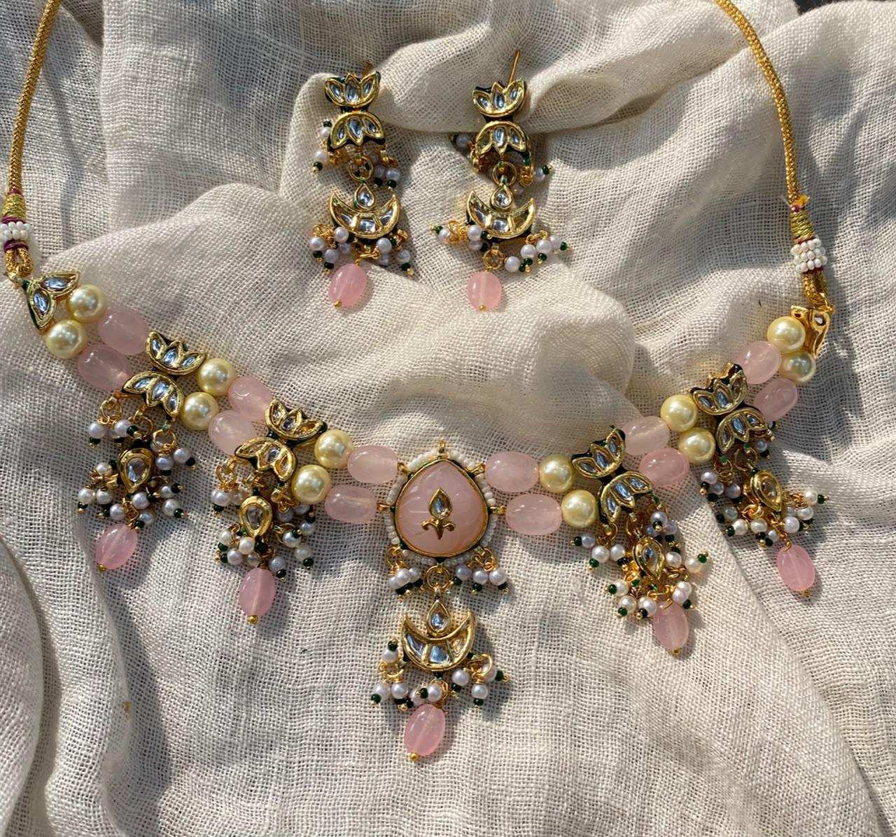 Savie Kundan Choker Set