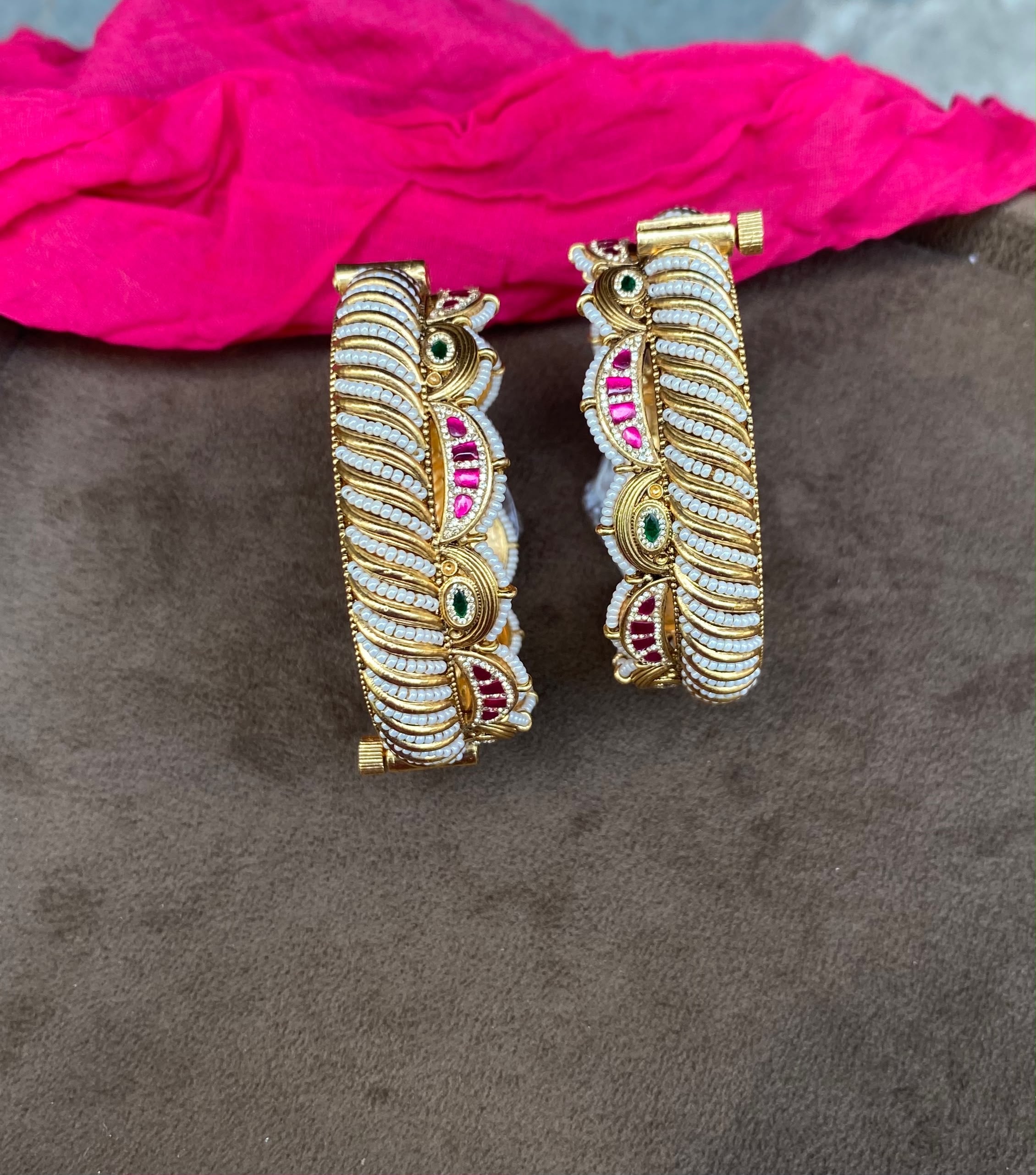 Temple Gold Bangle