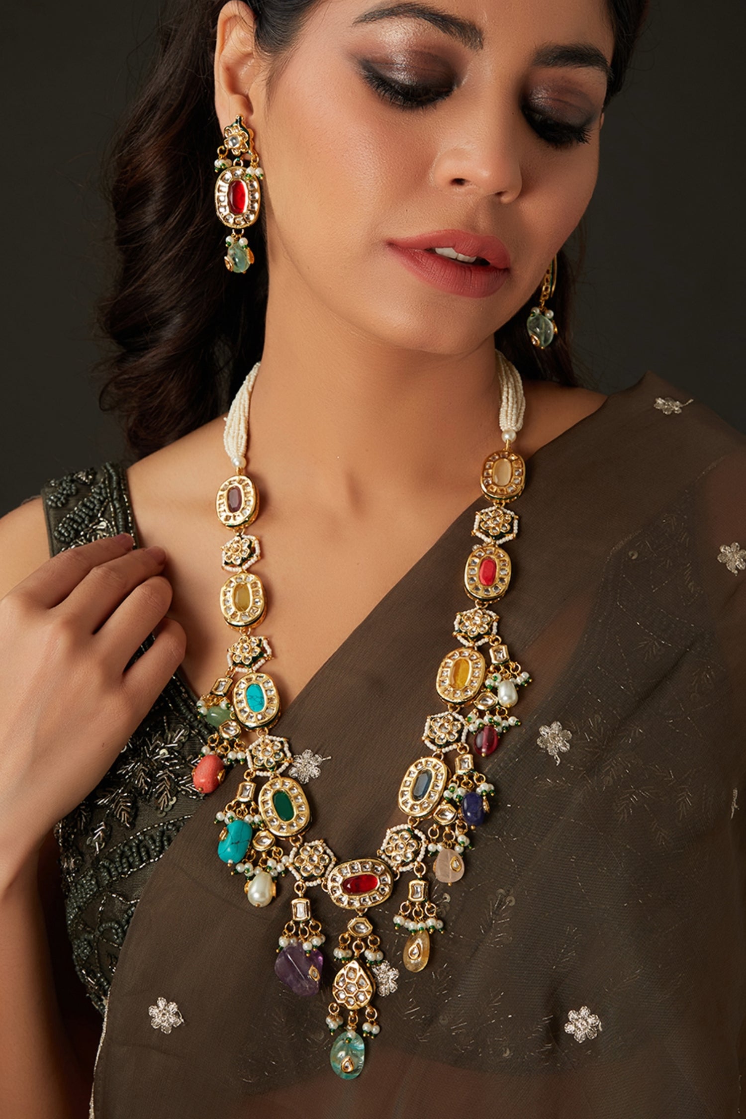 Haseen Navratan Necklace Set