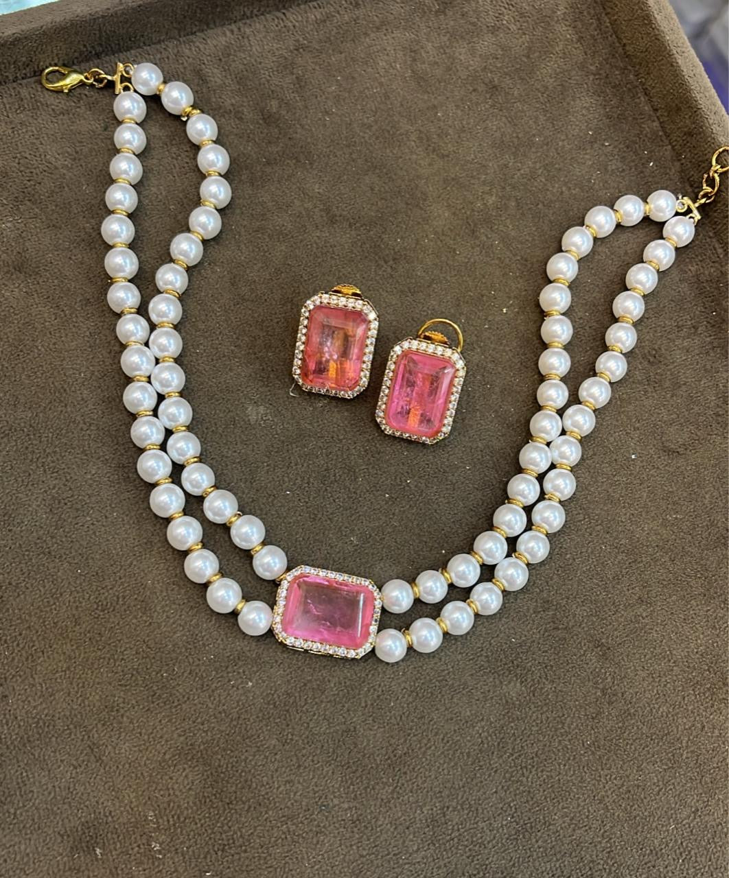 Brenee Pearl Diamond Set