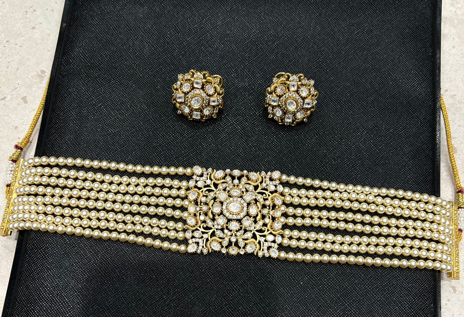 Alia Elegant Polki Choker Set
