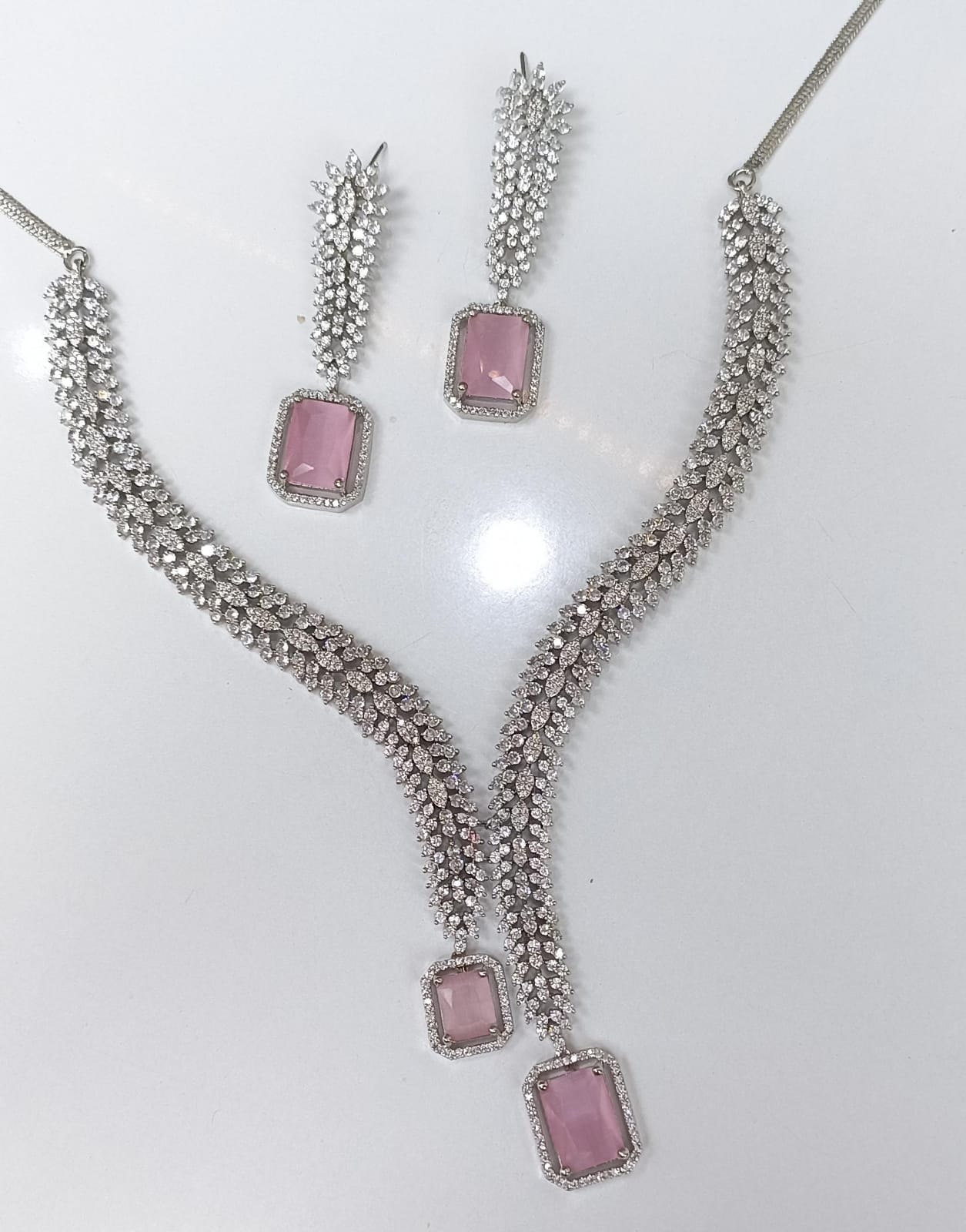 Kira Diamond Set