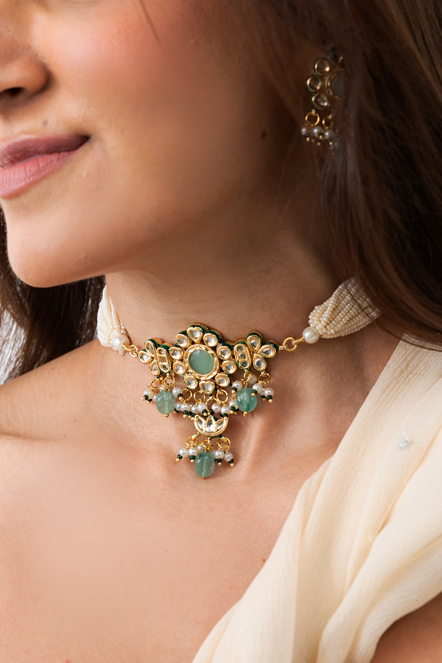 Aaditri Kundan Choker Set