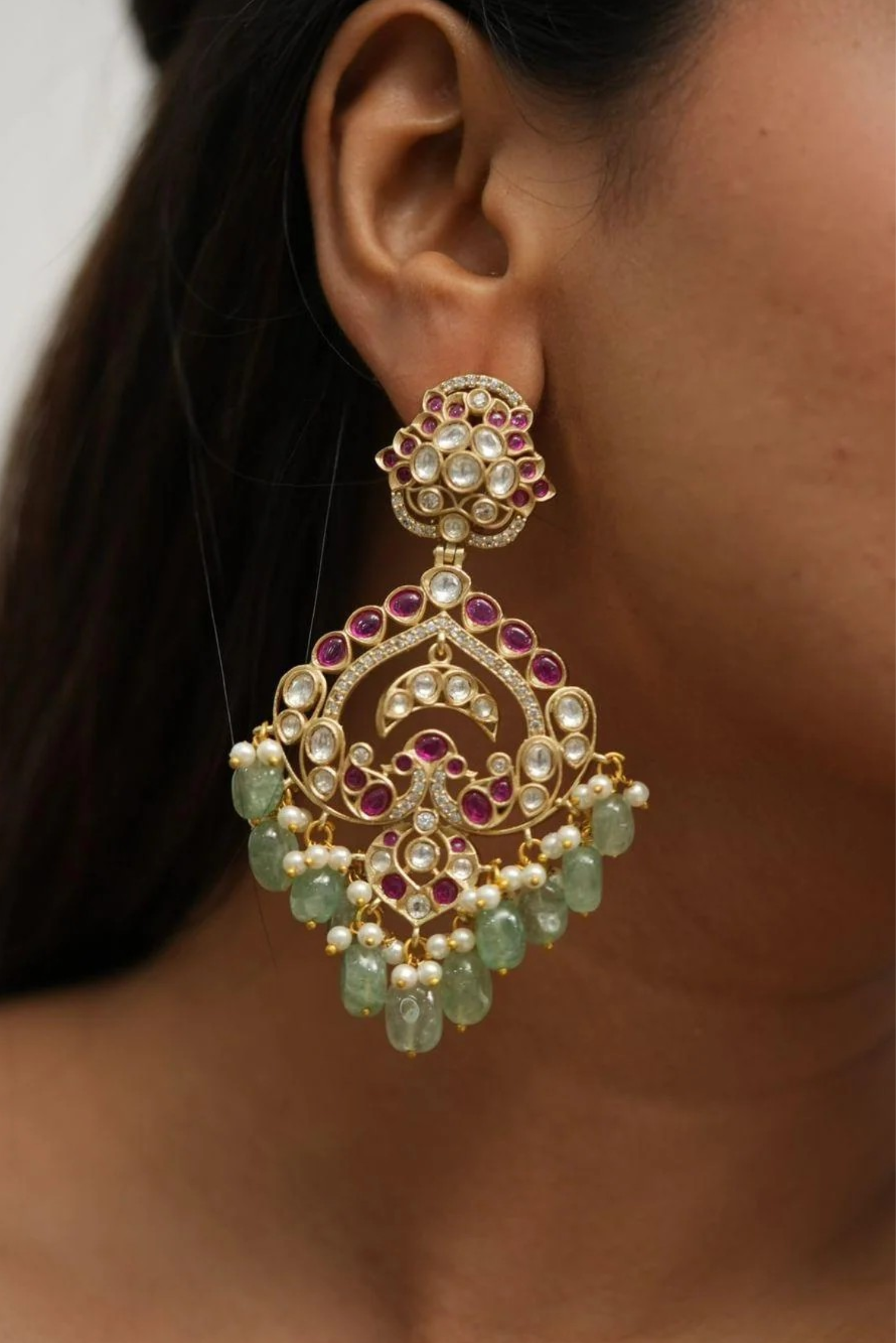 Chitleen Pachi Kundan Chandbalis