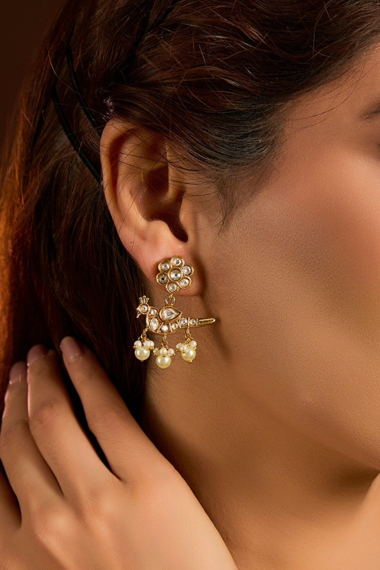 Nazuk Pachi Kundan Earrings